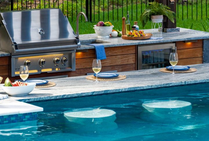 backyard pool bar